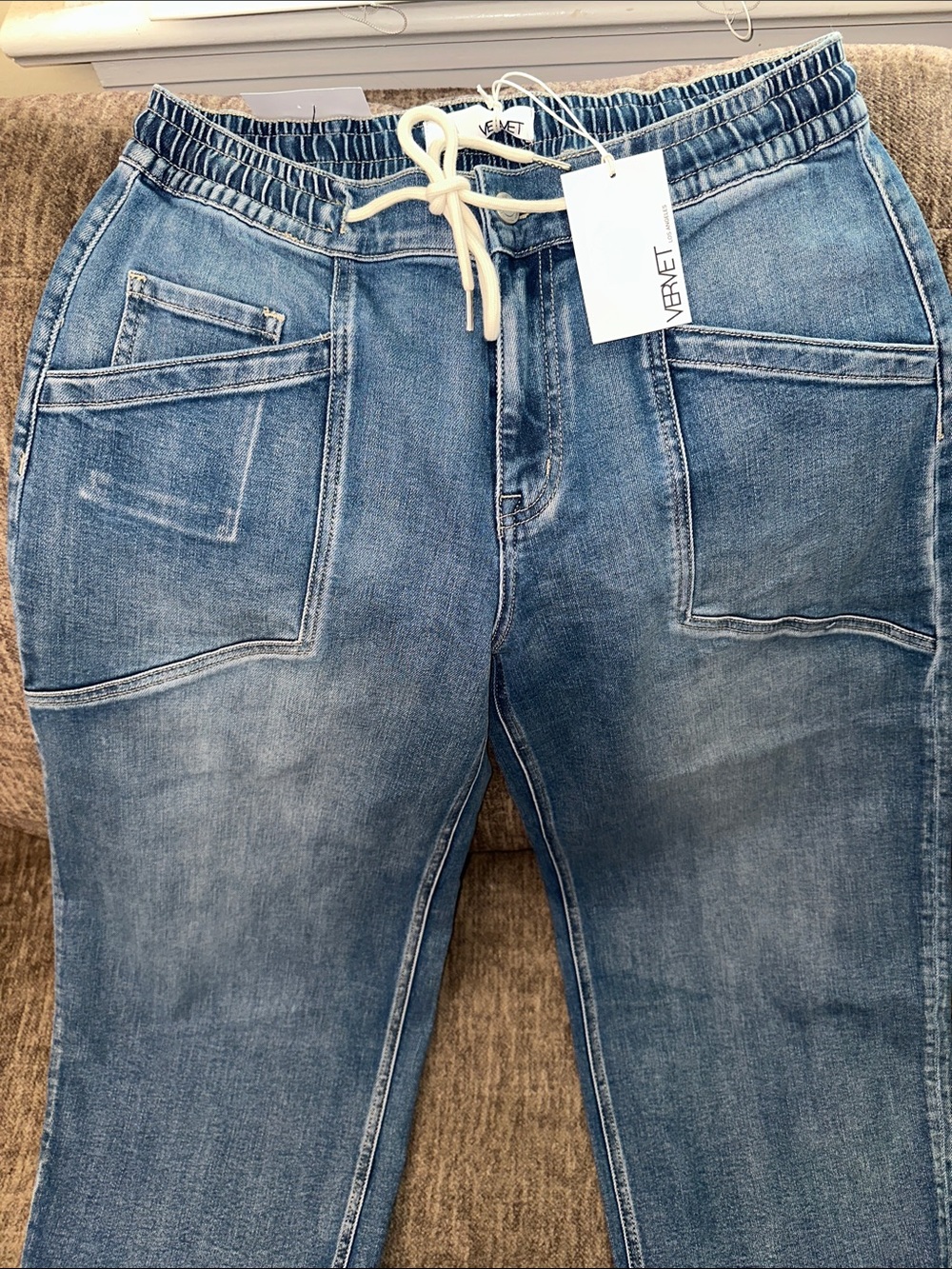 VERVET BY FLYING MONKEY Faded Light Blue Relaxed Drawstring Barrel Jeans stretch